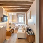 Louvre - Rivoli - Designer - Sleeps 3p *
