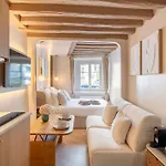 Louvre - Rivoli - Designer - Sleeps 3p