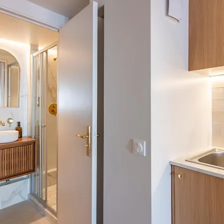 Louvre - Rivoli - Designer - Sleeps 3p Appartement Parijs