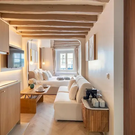 Louvre - Rivoli - Designer - Sleeps 3p *
