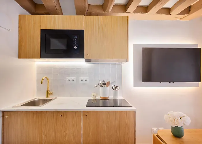 Louvre - Rivoli - Designer - Sleeps 3p Appartement Paris